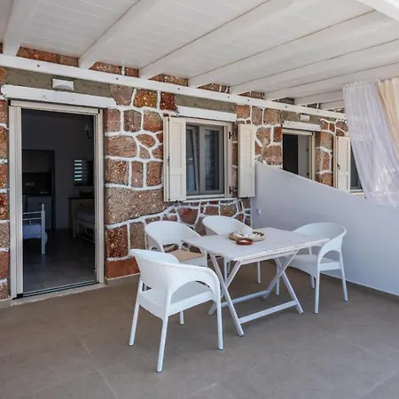 Anemi Apartman Adámasz