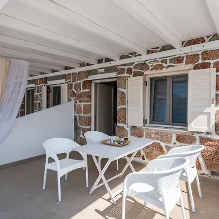 Anemi Lägenhet Adamantas (Milos)