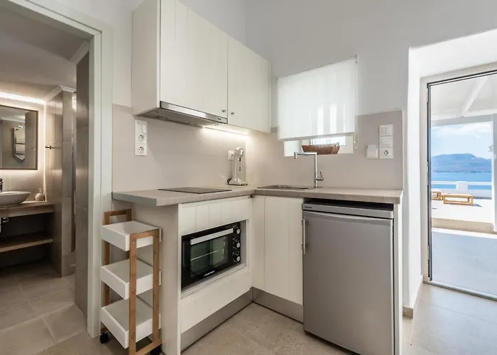 Anemi * Adamantas (Milos)