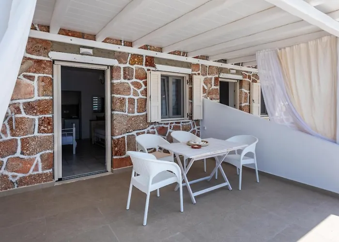 Anemi Lägenhet Adamantas (Milos)