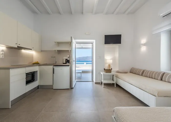 Anemi * Adamantas (Milos)