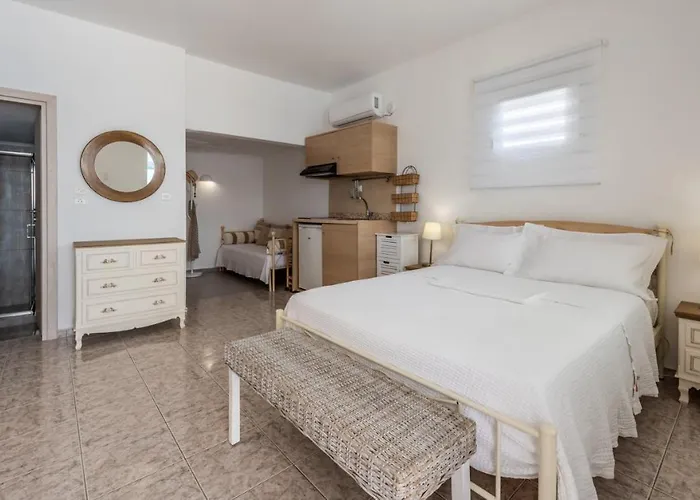 Anemi * Adamantas (Milos)