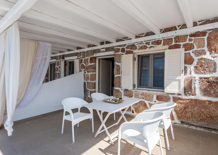 Anemi Lägenhet Adamantas (Milos)